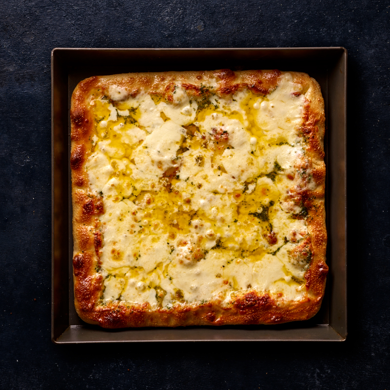 CHEESY GARLIC BREAD